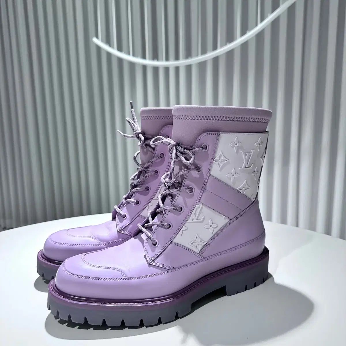 7 Louis Vuitton ルイヴィトン ウォーカーブーツ