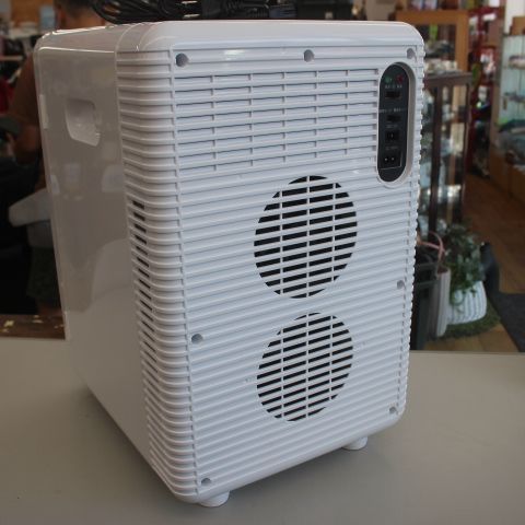 新品未使用　ドメティックモビクール冷温庫 新品未使用ドメティックモビクール冷温庫