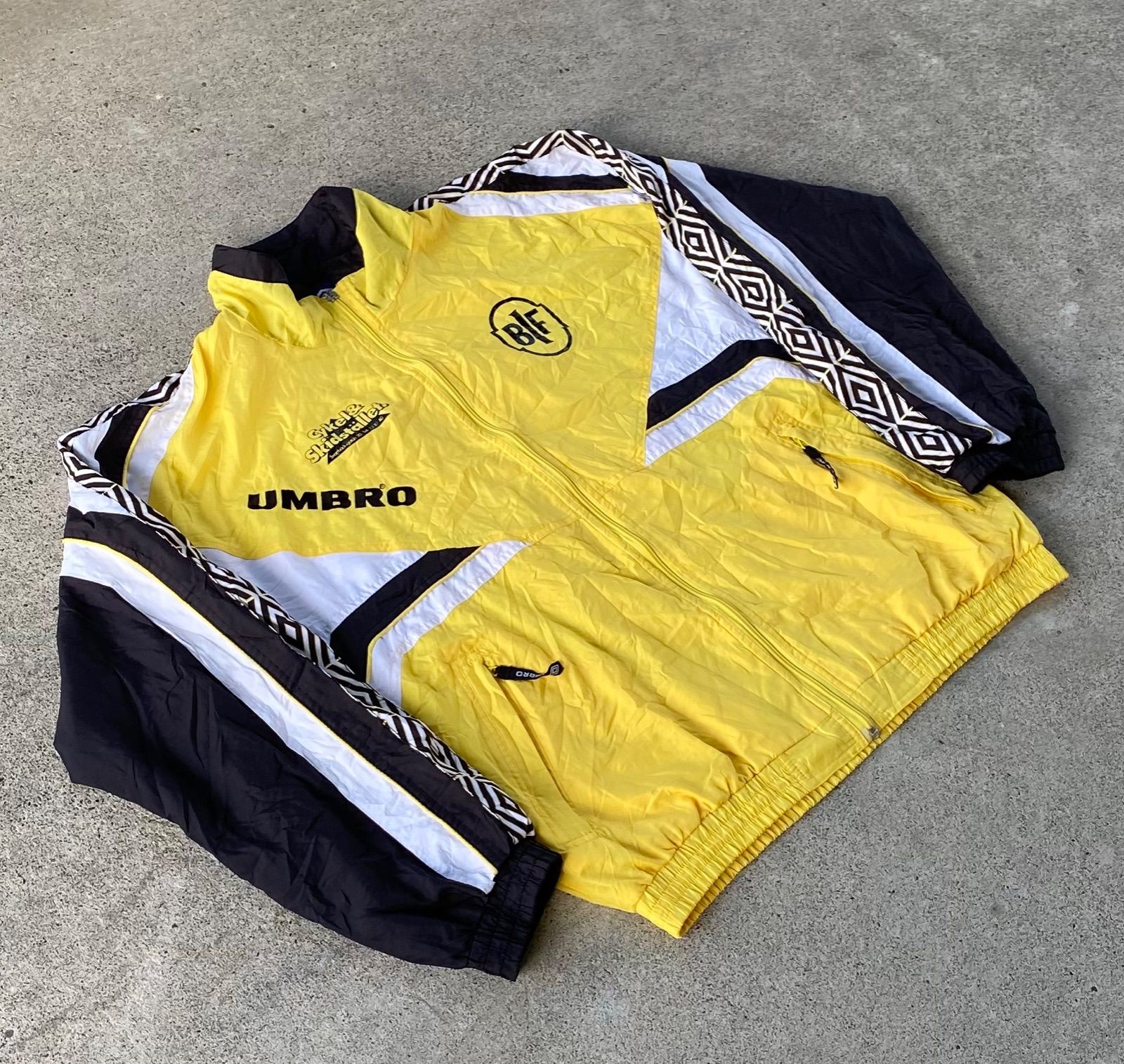 ストレッチドビー umbro 90sトラックジャケット Scotland - 通販 - www