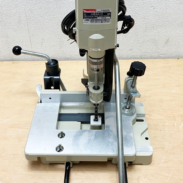 マキタ マキタ/makita 小型カクノミ 7300S 100V 動作確認済み 造作用角 