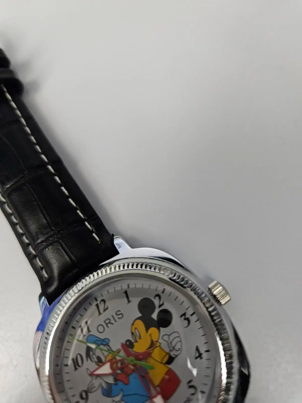 X美品 オリス ORIS ミリタリー ホワイト SWISS 17石 機械式手巻き アンティーク 腕時計 ビンテージ スイス  美品 オリス ORIS ミリタリー ホワイト SWISS 17石 機械式手巻き