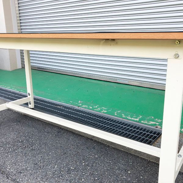 ワークテーブル