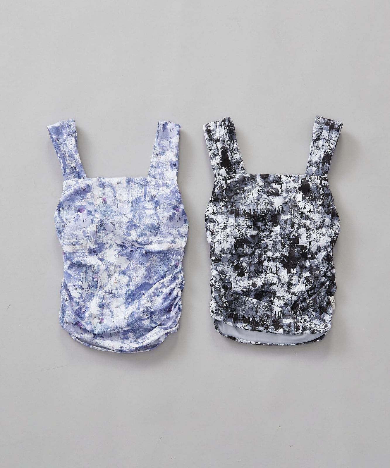 新品 Julier ヨガトップス ジュリエ sandflowerプリントミドルトップス