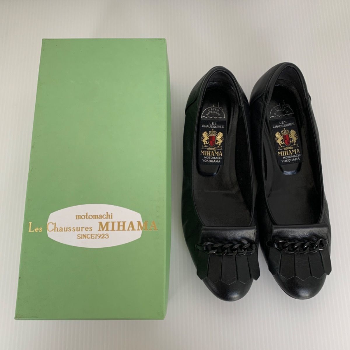 【美品 MIHAMA】パンプス 黒 フラット フリンジ チェーン 晴雨兼用 MIHAMA ミハマ フラットシューズ パンプス 24.5cm ブラック 黒