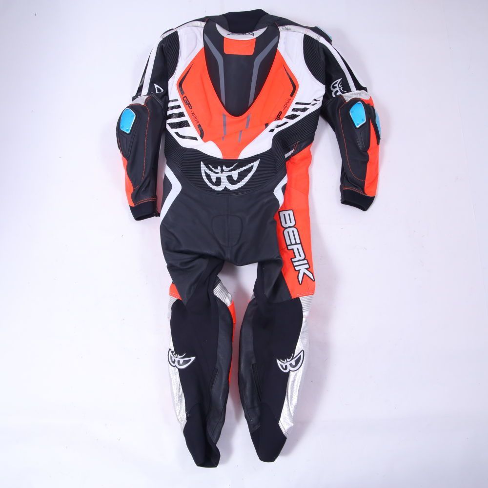 返品可◇54◇定価21万円◇未使用/LS1-9059-N-BK レザーツナギ 本 返品可◇54◇定価21万円◇未使用/LS1-9059-N-BK レザーツナギ 本