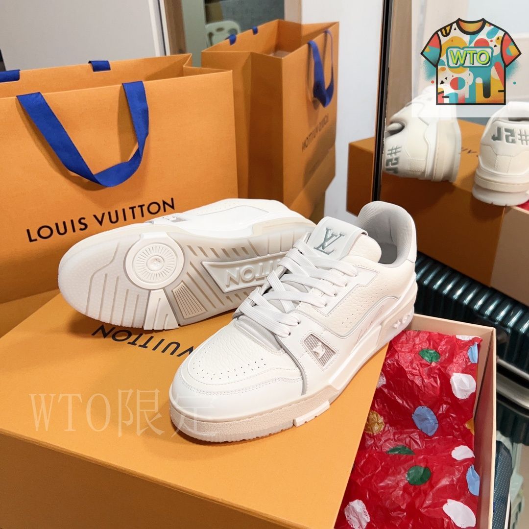 Louis Vuitton LV Trainer スニーカー カジュアルシューズ22