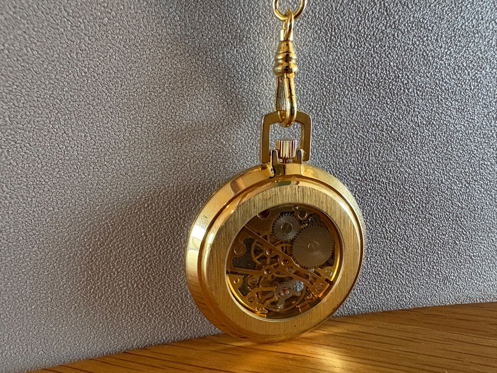  国産の古い懐中時計 昭和レトロ アンティーク ブロカント 手巻き時計 腕時計(アナログ)