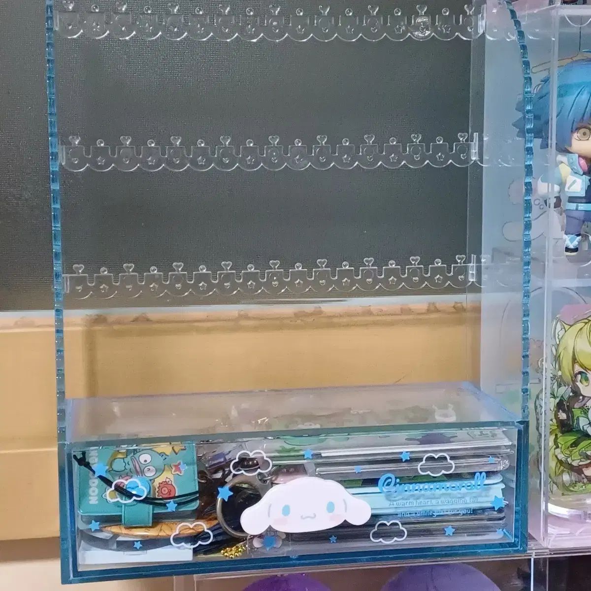 サンリオ シナモロール ガチャ キーホルダー イヤリング アクセサリー トラッピング ストレージ 主催者
