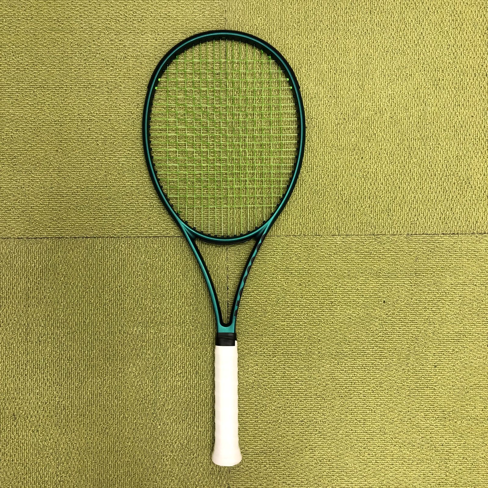 【新品未使用】Wilson ブレード 98 V9 G2 数回使用・おまけ付！】ウィルソン ブレードV9 98 16X19 G2