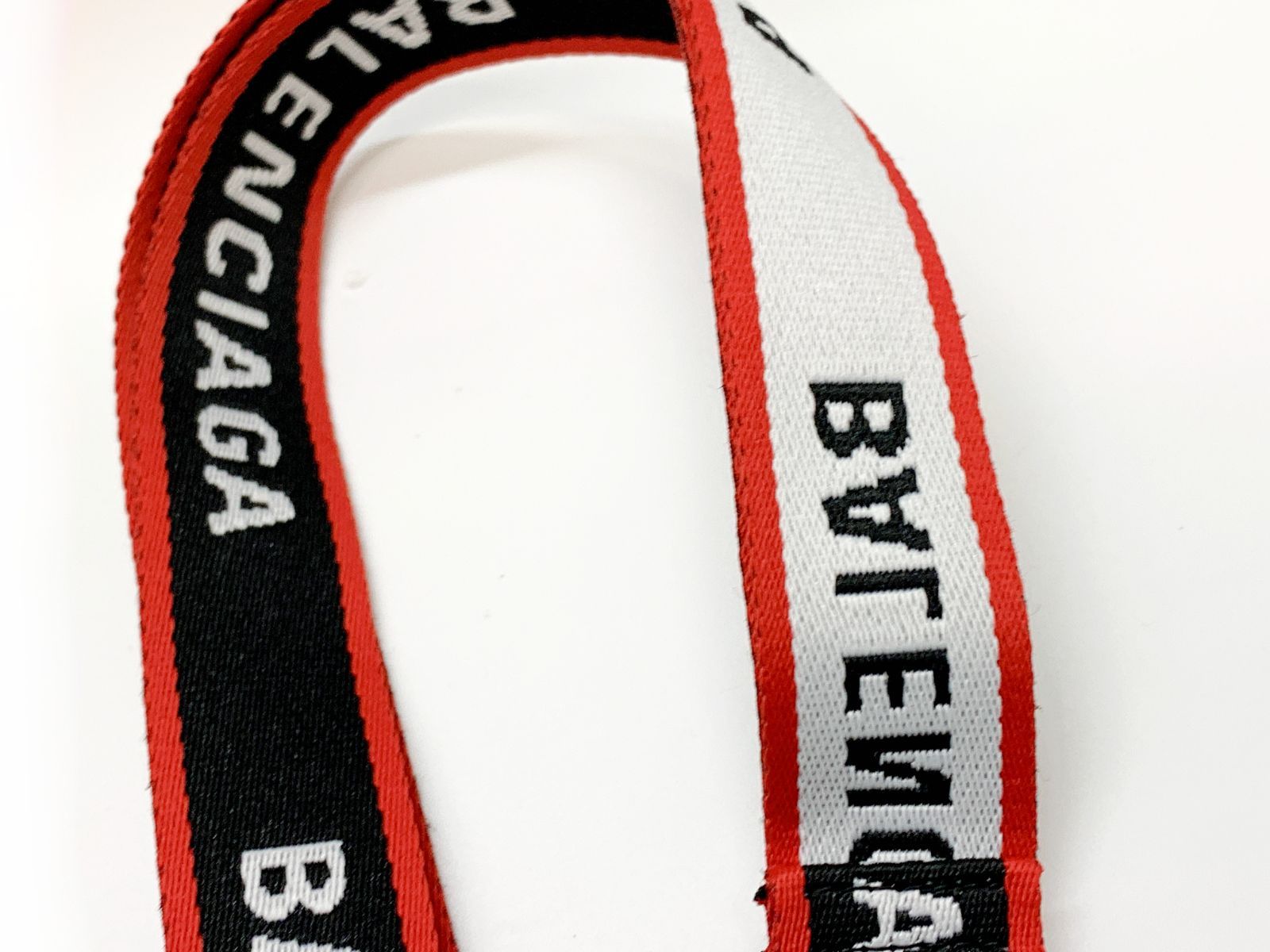 MER886 BALENCIAGA(バレンシアガ） スマホホルダー フォン