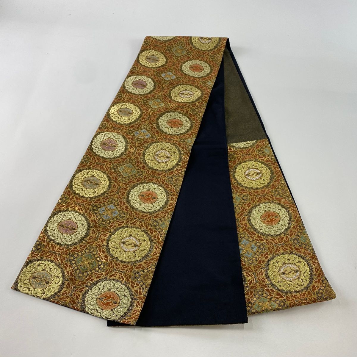 SO-619 袋帯 六通 正絹 花車 唐織 高級 特選 金糸 袋帯 名品 向かい鳥 花菱 金糸 唐織 金色 六通 正絹 【中古