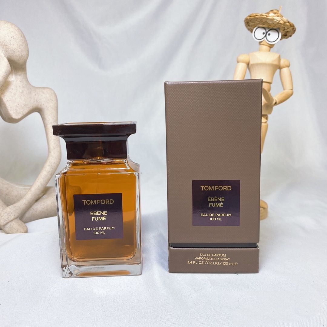 Ébène Fumé Tom Ford for women and men