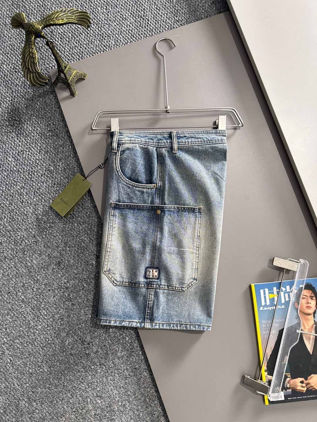 デニムショートパンツ