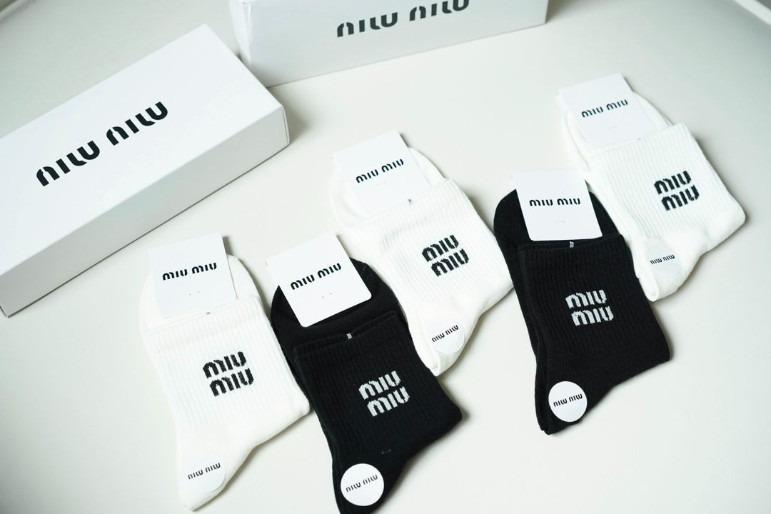 miu miu カジュアルソックス 5足セット