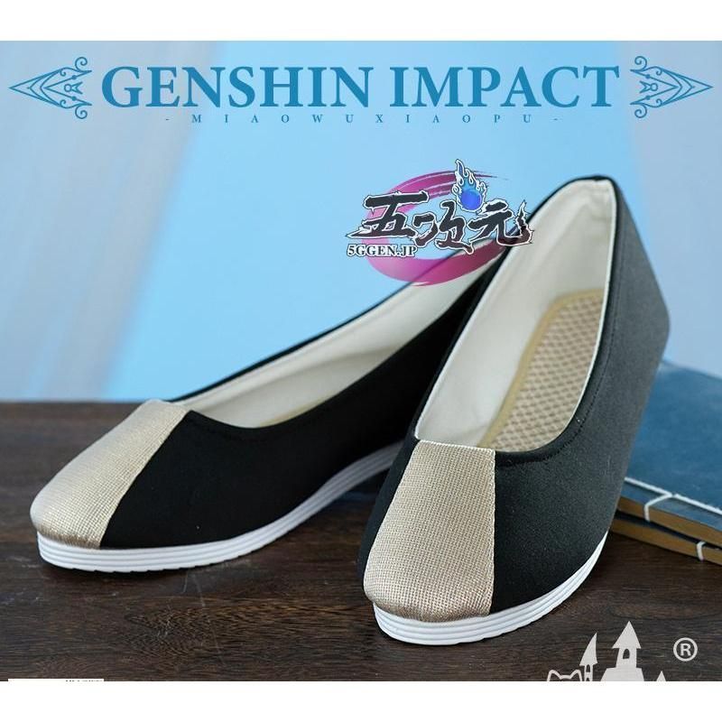 【アンパスィ】人気プリーツライン×ラインストーンロゴ半袖ゴルフワンピースM アンパスィ】人気プリーツライン×ラインストーンロゴ半袖ゴルフ