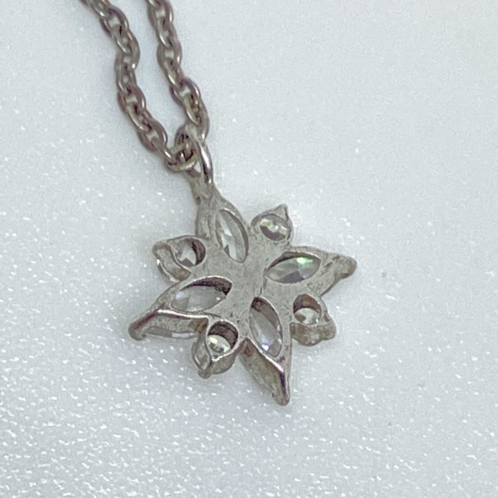 ミスティ misty シルバー925 お花モチーフデザインネックレス ☆箱あり 