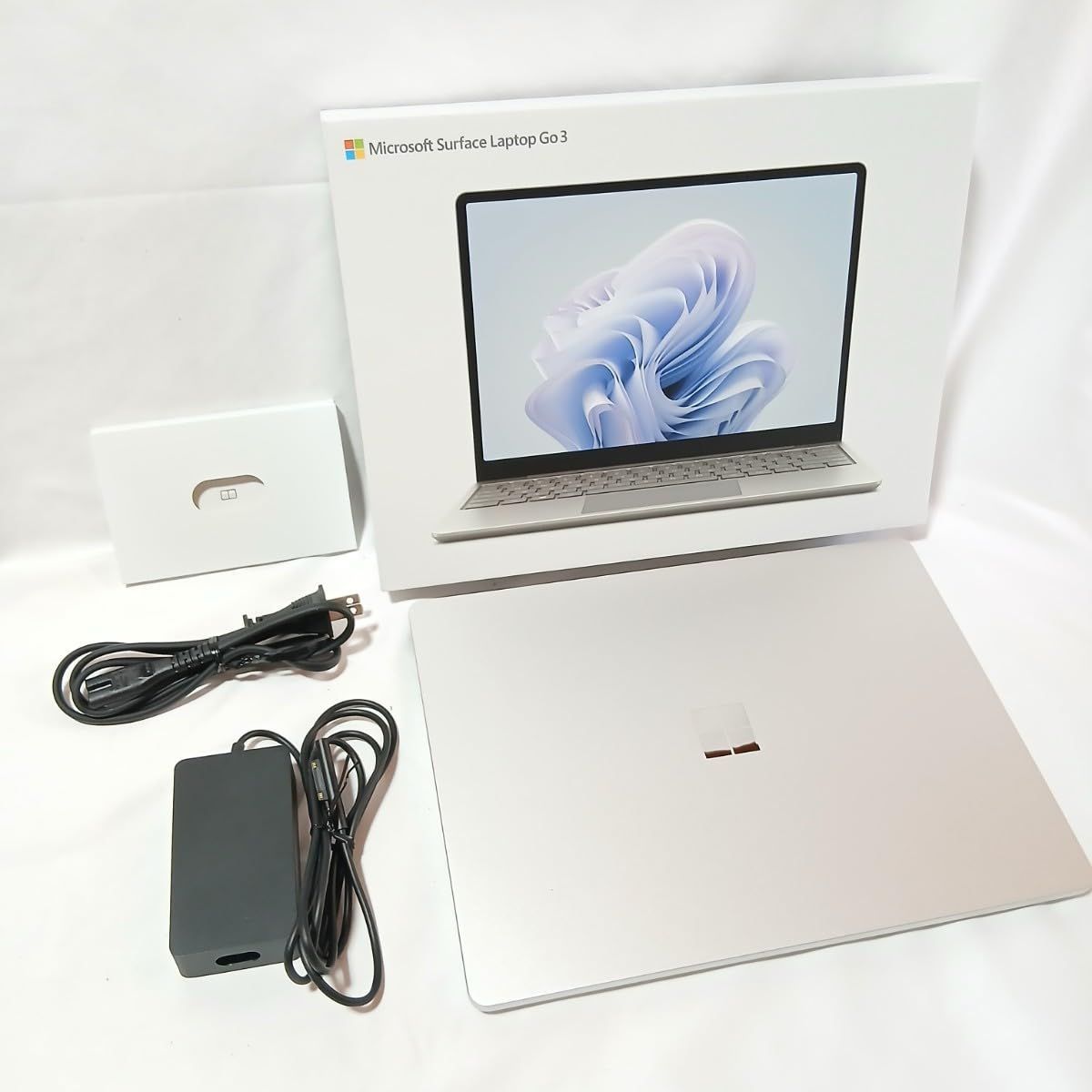 No.3874 マイクロソフト Surface Laptop Go 3 | Office H-B 2021 搭載 | 12.4インチ |第12世代 Core-i5 |8GB|256GB | プラチナ XK1-00005