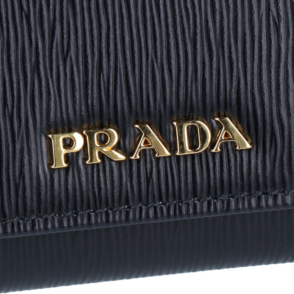 ネギラー油PRADA レア✨レザー キーケース6連/ブラック×レッド PRADA】プラダ 6連キーケース 1PG222-2BNC-F0TMH レザー