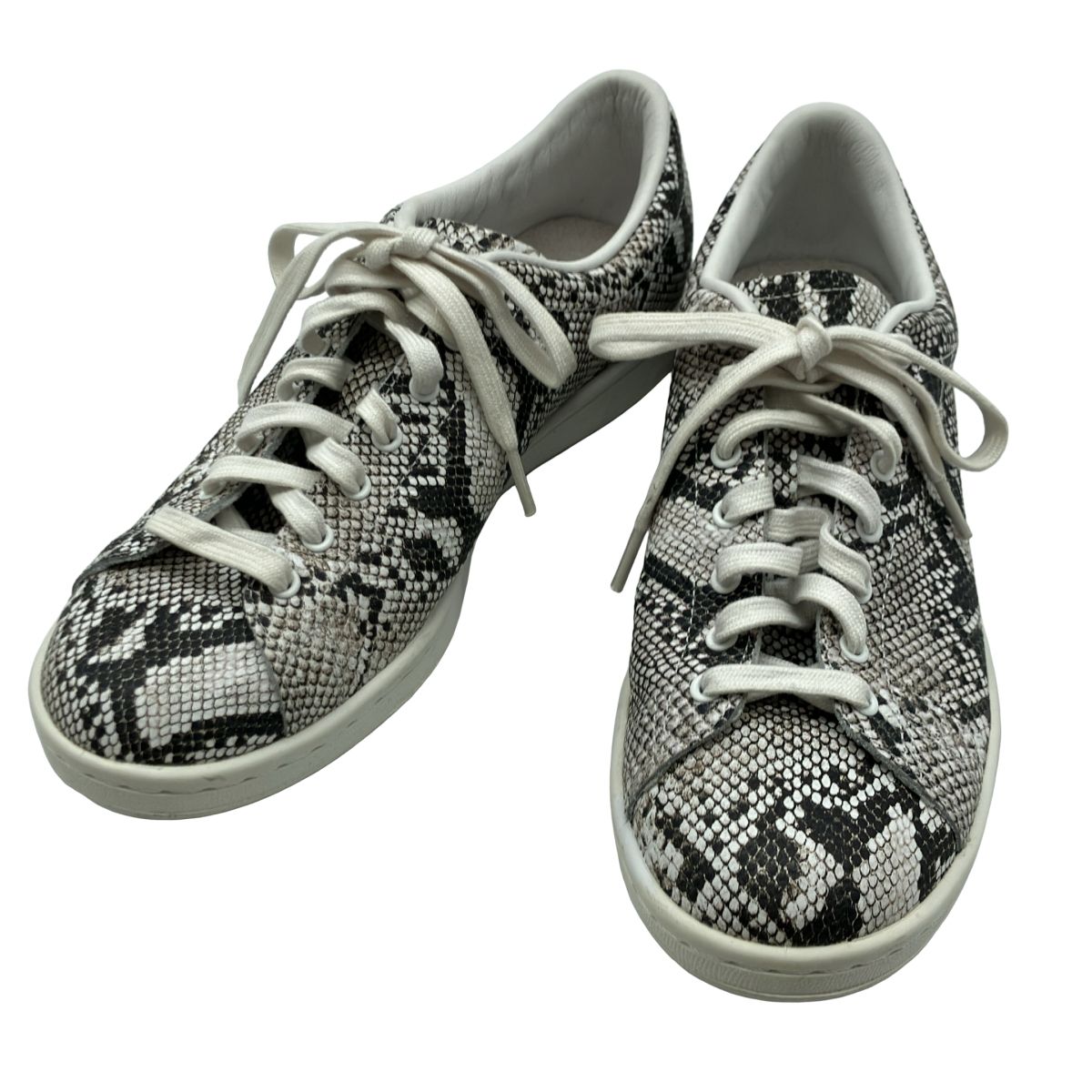 hyke adidas originals スニーカー 23.5 【公式通販】