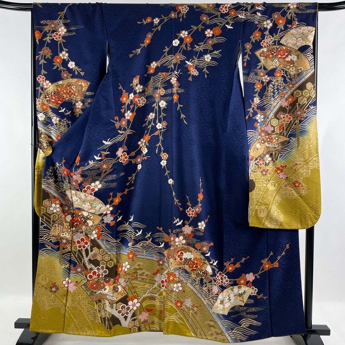 振袖 名品 扇面 草花 金彩 染分け 紺色 袷 身丈160cm 裄丈68cm L 正絹