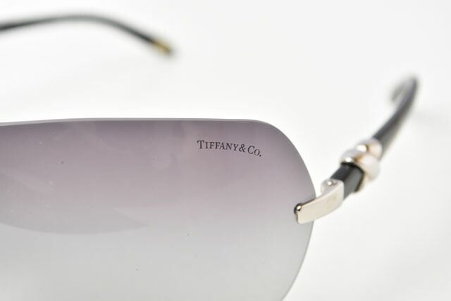 ☆美品☆TIFFANY&Co. サングラス グラデーション グレー TF3015 ティファニー サングラス 男性用/女性用 Tiffany グラデーション