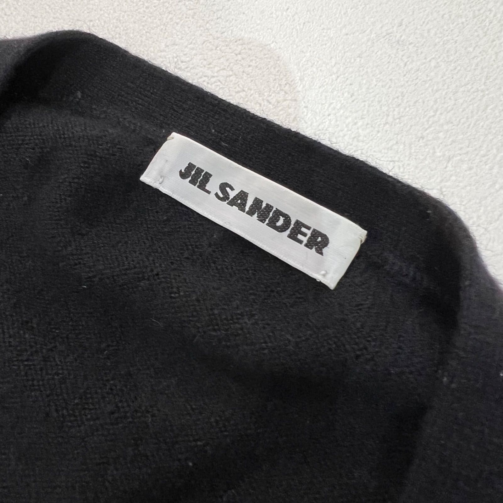 JIL SANDER カシミヤ100% 黒 カーディガン CA3476 JIL SANDER カシミヤ100% 黒 カーディガン CA3476 - メルカリ