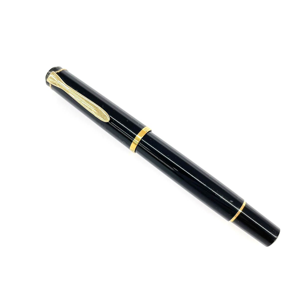 d*9様 M15656 Pelikan 万年筆 ペン先14C 585 ペリカン PELIKAN / 万年筆 / ブラック ゴールド金具 / ペン先 14C-585