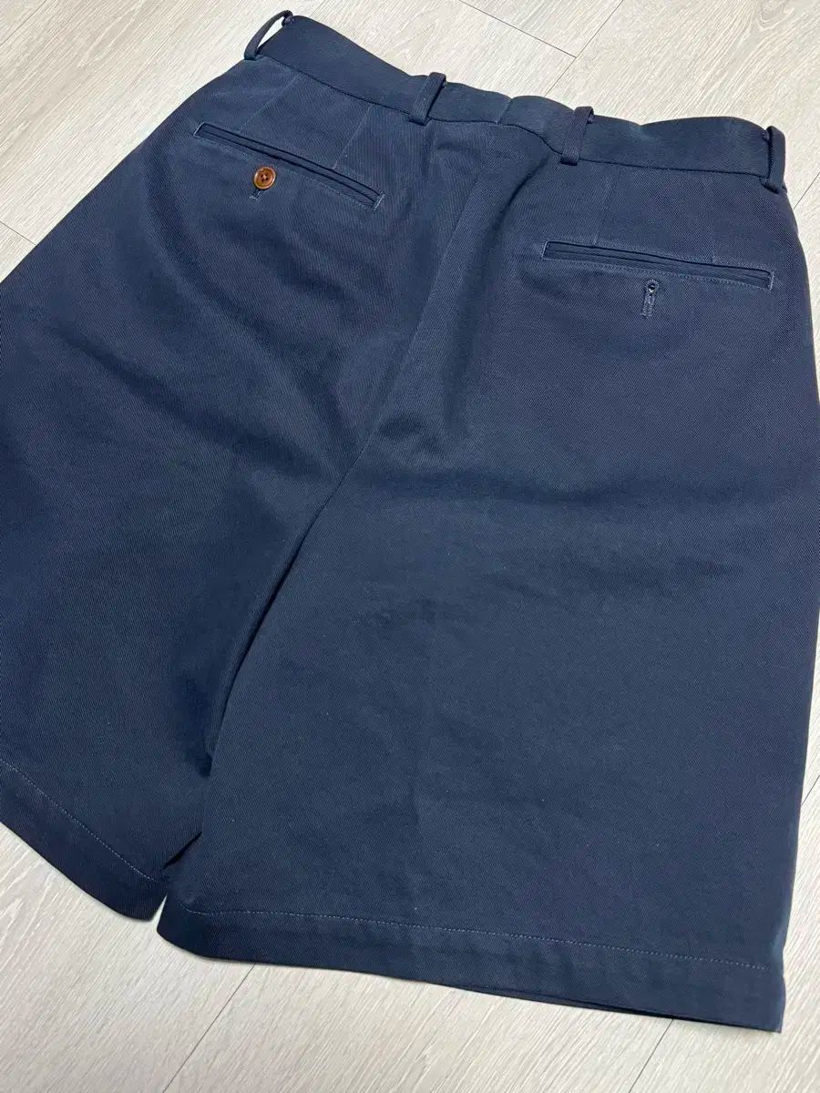 NEAT チノ ネイビー 44 NEAT ネイビー 44 NEAT Chino ニート チノ