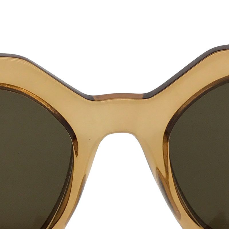 FENDI フェンディ サングラス キャットアイ型