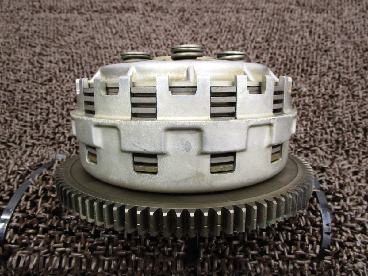 ZRX1100 クラッチハウジング △A5701 ZRT10C カワサキ ZXT10CE キャブ車