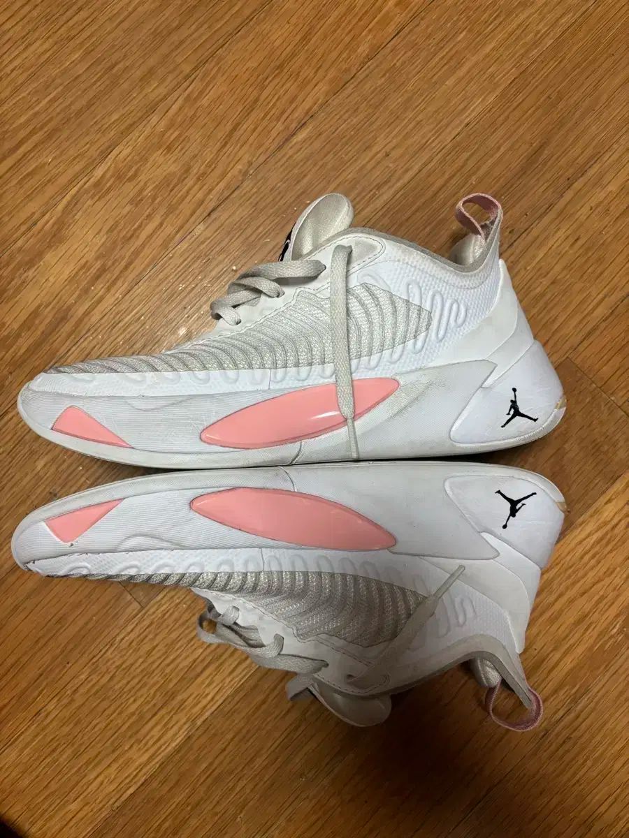 ルカ1 265 白 ブリーチドコーラル