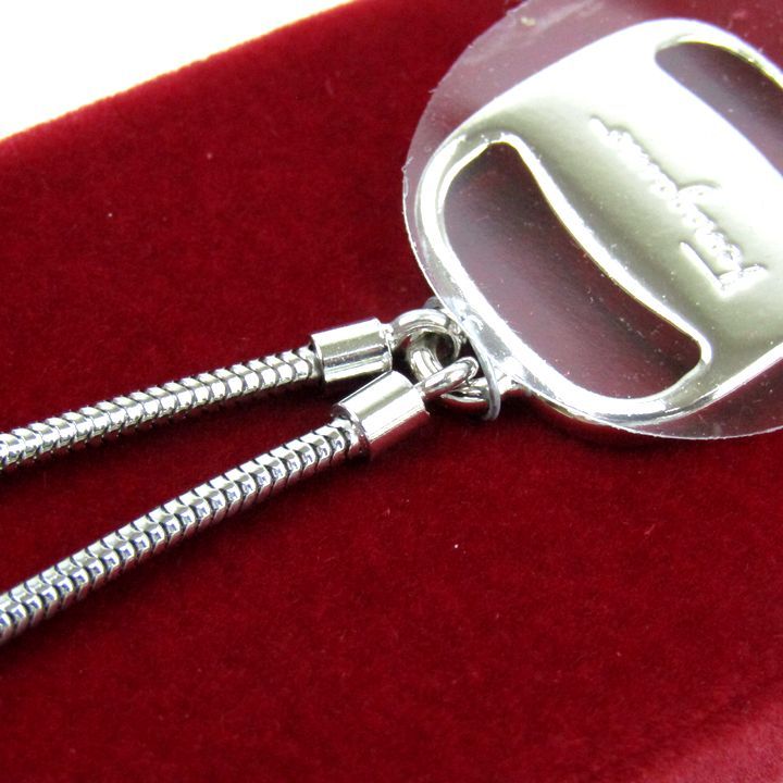 キーホルダー ブランド