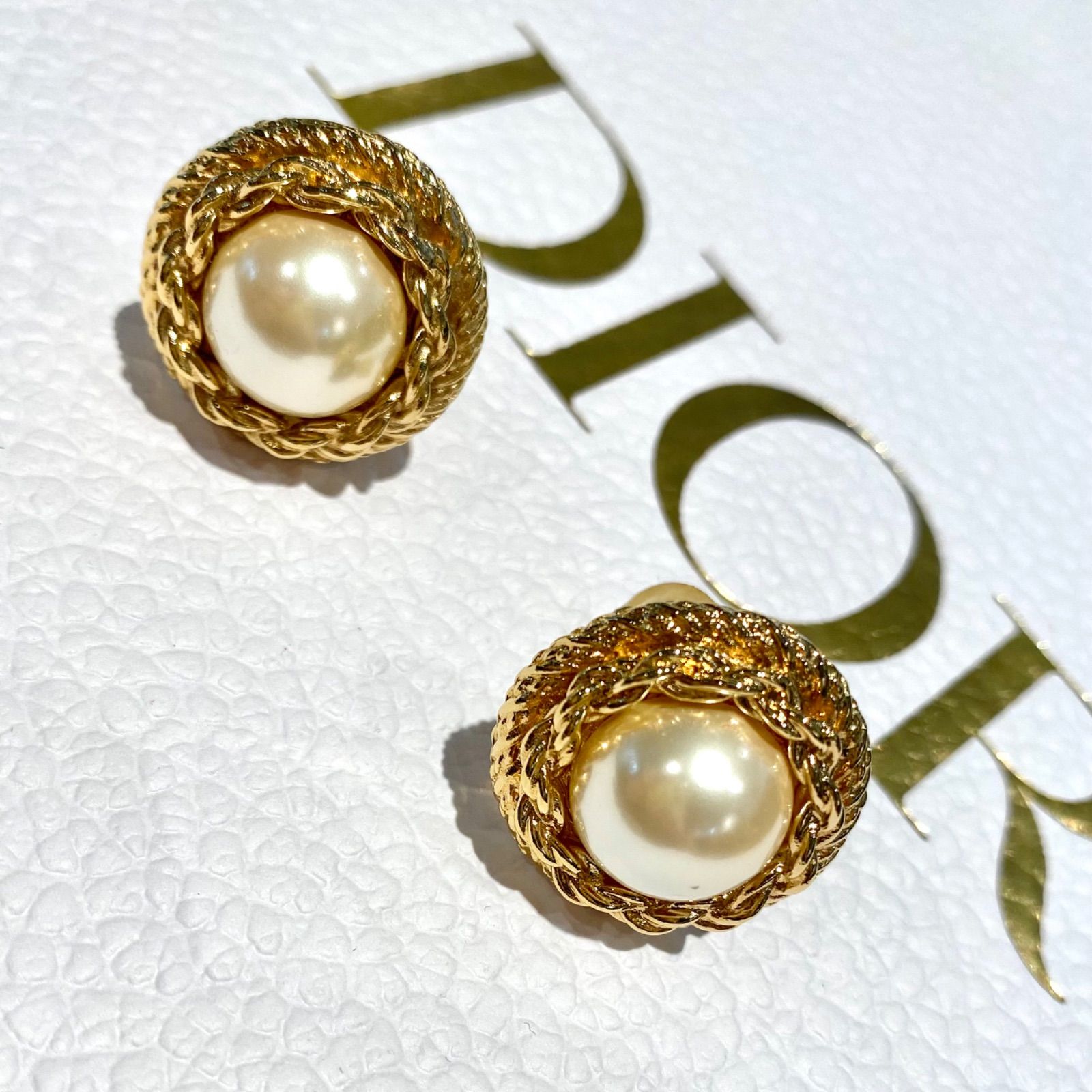 Dior パールイヤリング ファッション