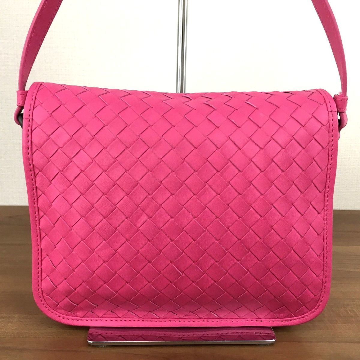 未使用品 BOTTEGA VENETA ショルダーバッグ 179 - ショルダーバッグ