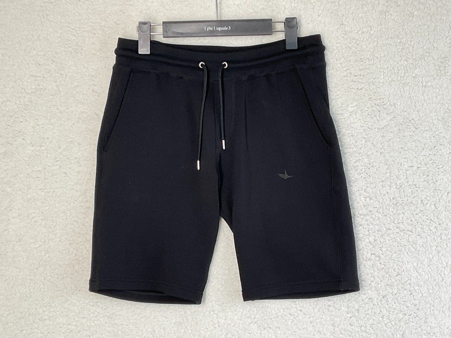 サイズM【未使用品】1PIU1UGUALE3　GOLF ミックスロゴショーツ 未使用】1piu1uguale3 GOLF ミックスロゴショーツ サイズ4 サイズM【未