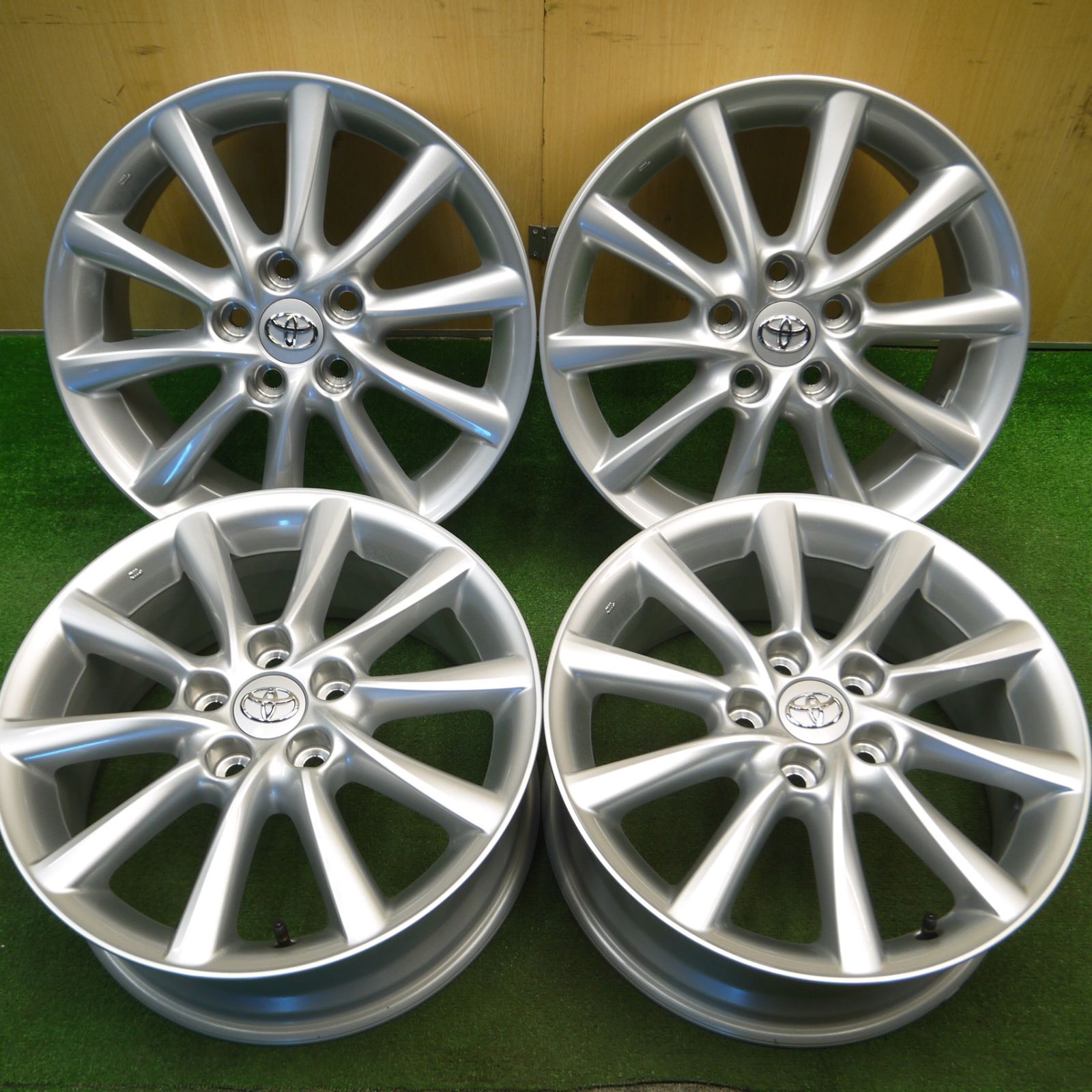 トヨタ50系エスティマ純正 7J-17 pcd114.3/5H ホイールのみ4本-2