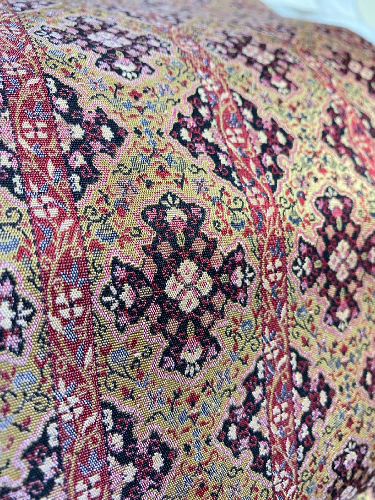 未着用正絹　唐草柄名古屋帯 B26 新品未使用 正絹 名古屋帯 全通柄 花唐草文様 縞 花柄