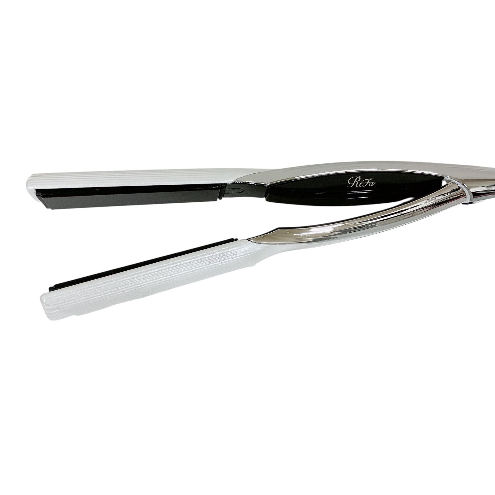 【良品】ReFa BEAUTECH STRAIGHT IRON RE-AC02A ReFa BEAUTECH STRAIGHT IRON | PRODUCTS | ReFa | MTG Co., Ltd.