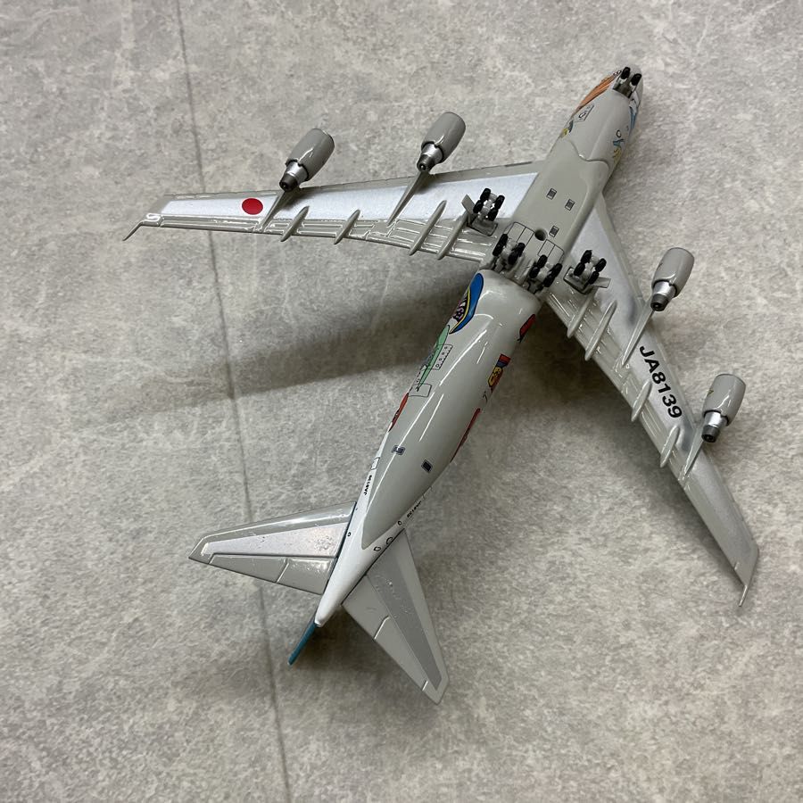 全日空 BOEING 747 1:400 SCALE スヌーピー All Nippon Airways Boeing B747-400D Snoopy Reg: JA8961 L2021