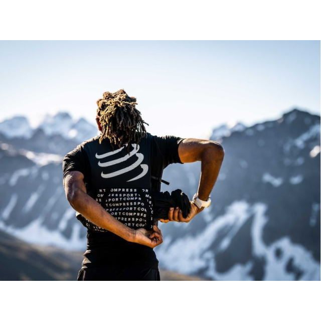 コンプレスポーツ トレイルランニング