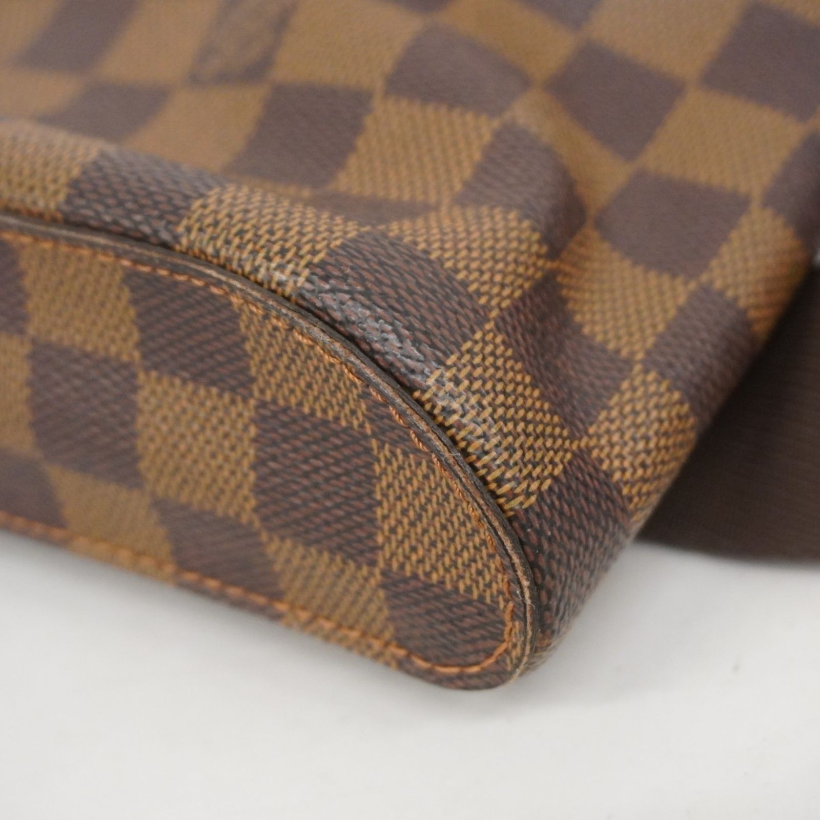 Vuitton ルイ