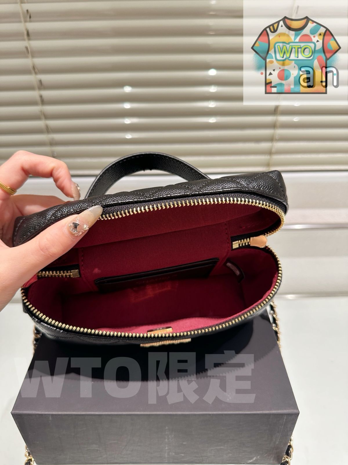 ☆即日発送CHANEL ブラック ショルダーバッグ シャネル Vステッチ Wチェーン ショルダーバッグ ブラック
