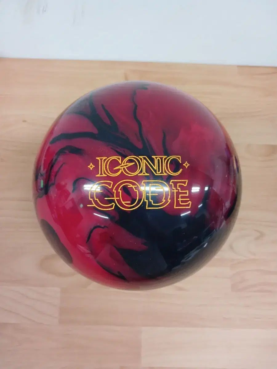 ボウリング　アイコニックコード(15ポンド新品) 新品】アイコニックコード15ポンド - メルカリ