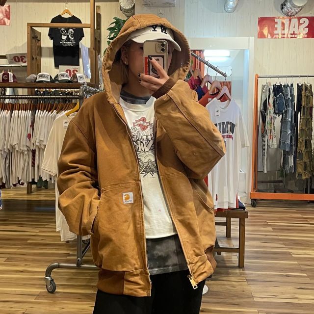 Carhartt/カーハート】アクティブジャケット - メルカリ