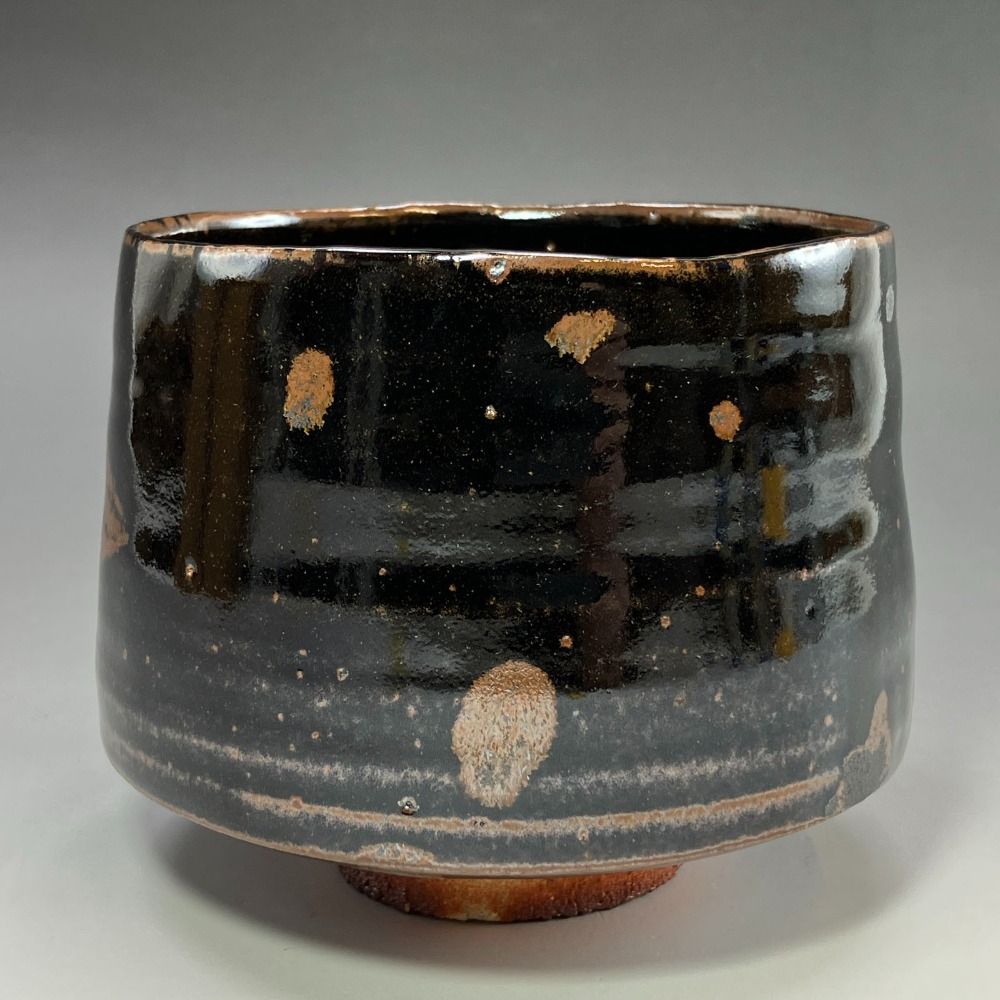 天目釉々描茶碗