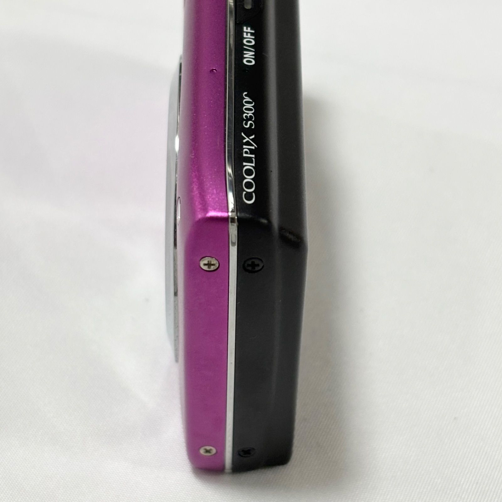 コンパクトデジタルカメラ