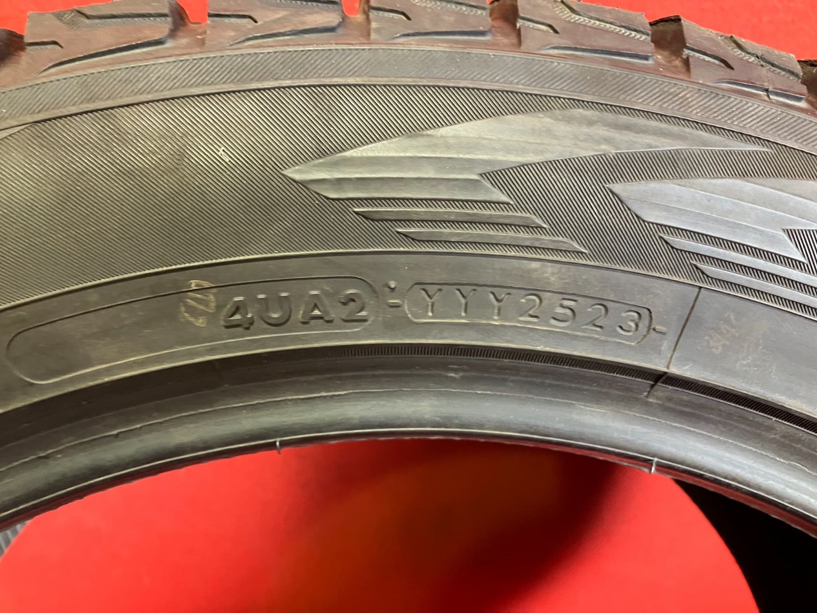 スタッドレスタイヤ 275|50R20