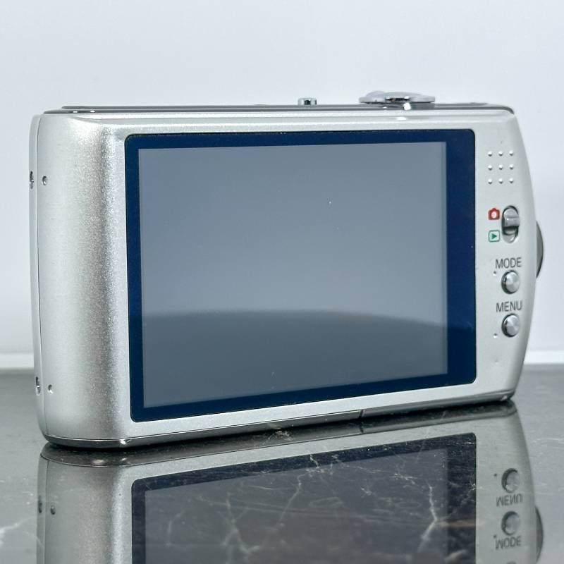 Panasonic LUMIX DMC-FX70 シルバー コンパクトデジタルカメラ