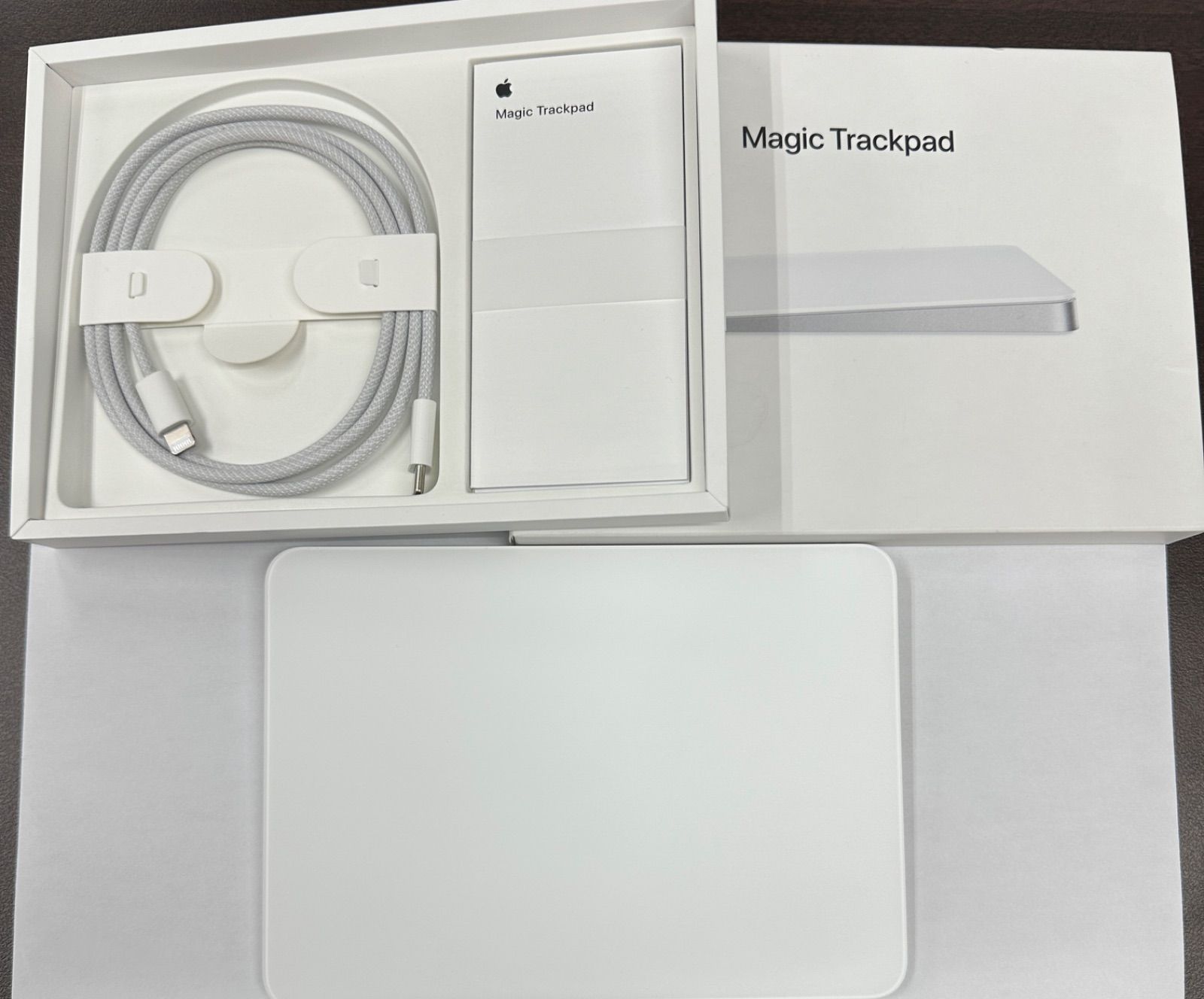 【極美品・使用2回・箱ケーブル付】Apple Magic Trackpad 第2 Apple Magic Trackpad 2 第2世代 MK2D3ZA/A 美品 ケーブル・説明