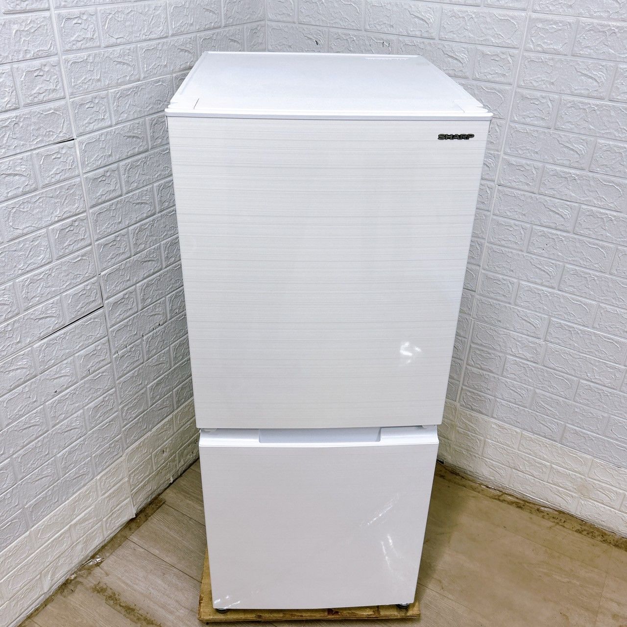 【全国対応可】シャープ 冷蔵庫 152L 2ドア 2022年製 /T04281 全国対応可】シャープ 冷蔵庫 152L 2ドア 2022年製 /T04281 楽天